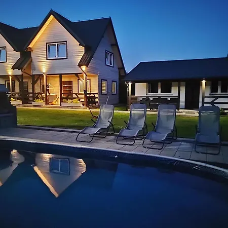 Comfortable Houses, Swimming Pool, Jacuzzi, * Rewal
