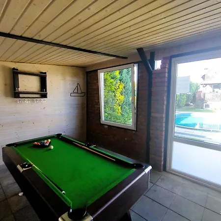 Comfortable Houses, Swimming Pool, Jacuzzi, * Rewal